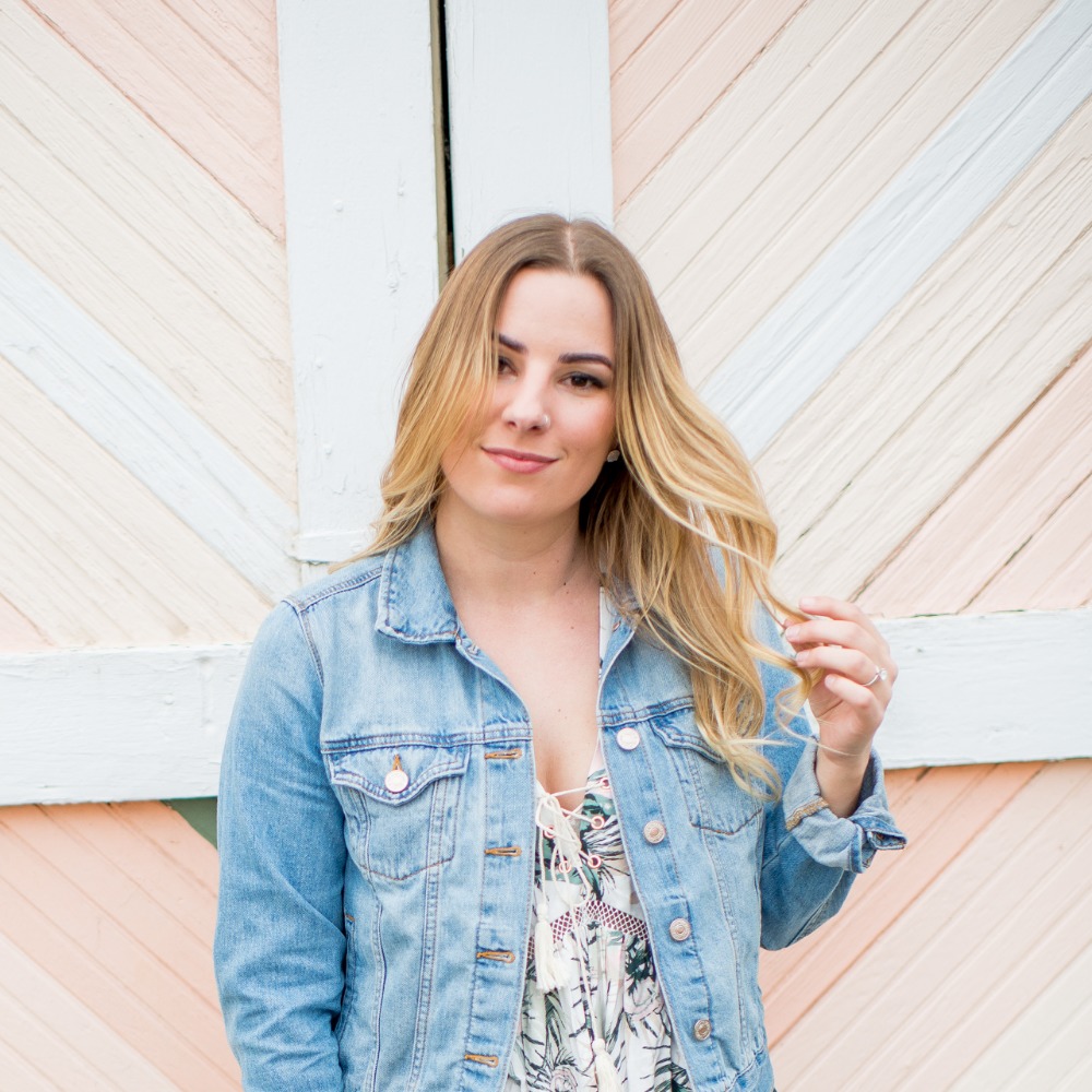 Meet your Posher, Adrianna
